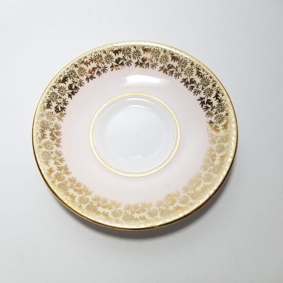 Vintage Royal Stafford tea cup and saucer gold bone china made in England - Picture 8 of 9